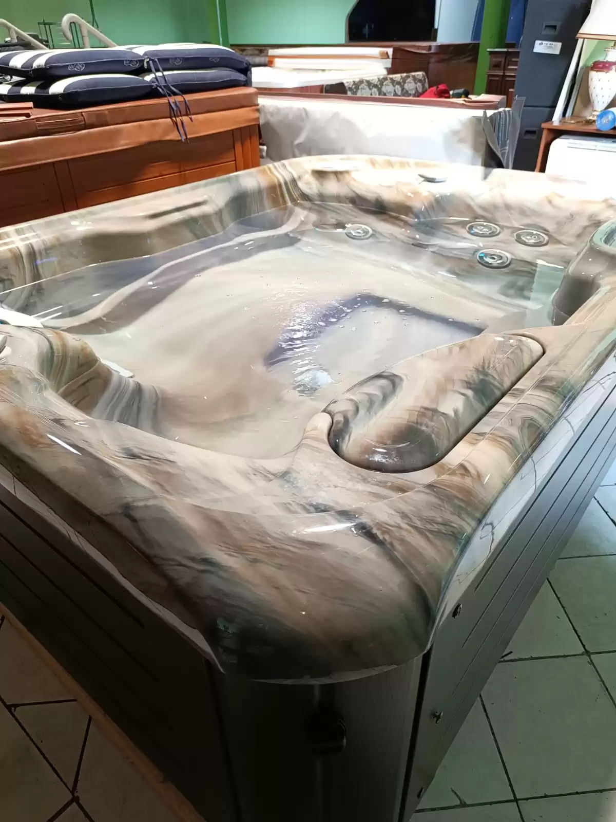 РАСПРОДАЖА Уличный бассейн HotSpring Spa Jetsetter